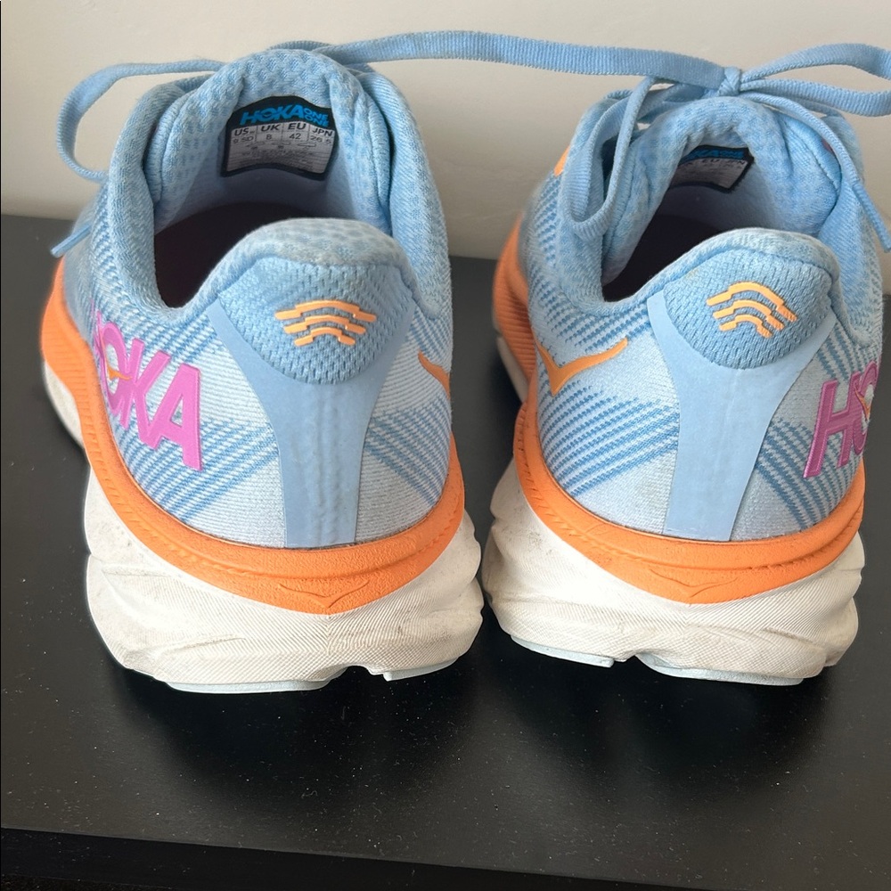 Women’s Clifton 9 Hoka Light Blue and Orange Athletic Shoes size 9.5 - Picture 3 of 6
